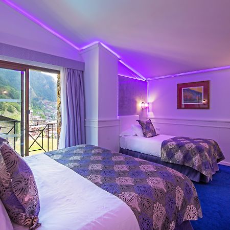Hotel Princesa Parc Excellence Arinsal Exterior photo A room at the hotel