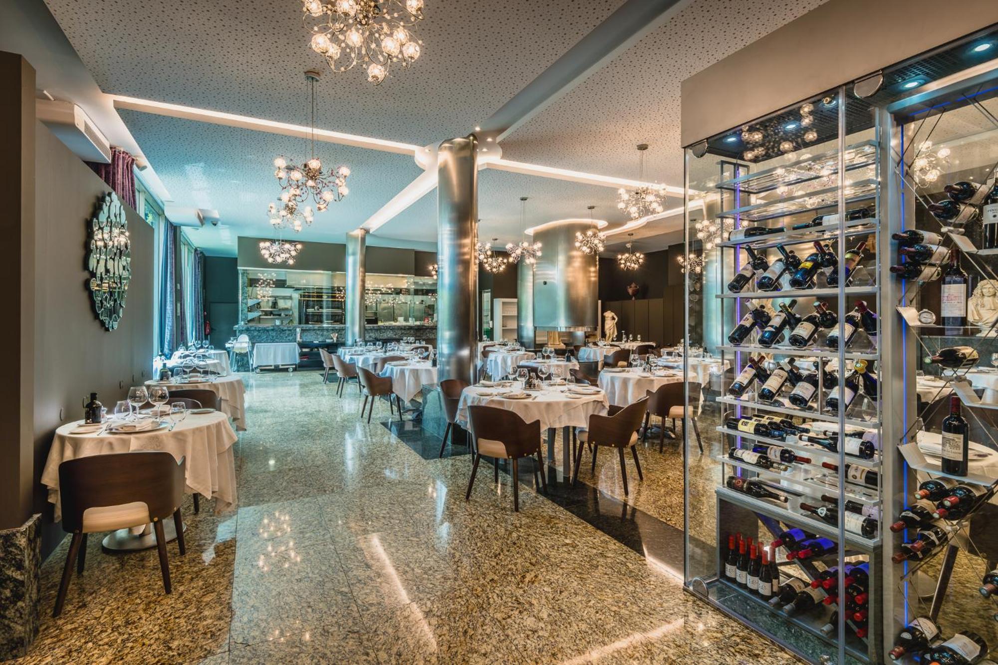 Hotel Princesa Parc Excellence Arinsal Exterior photo Restaurant